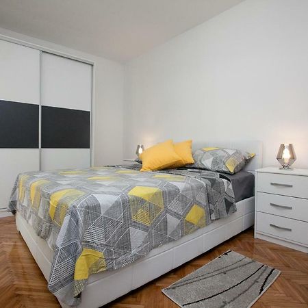 זאדאר Downtown Apartment Kole מראה חיצוני תמונה